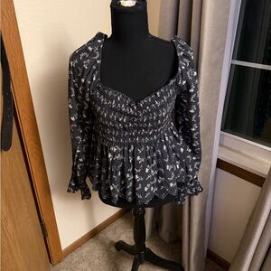Floral Smocked Women's Top - Navy